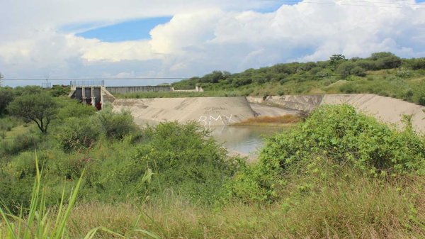 Sufren por carencia de agua en localidades de San Francisco, Purísima y Romita