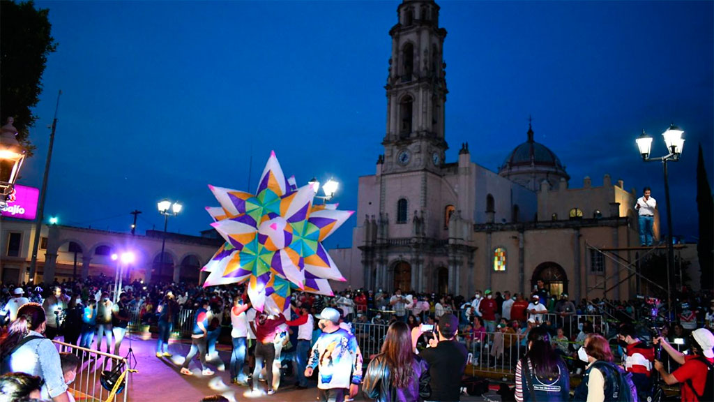 Realizan primer Festival Internacional de Globos de Cantoya en Uriangato