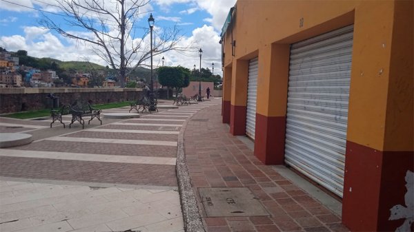 Roban más de 40 mil pesos en locales de la ex Estación en Guanajuato capital