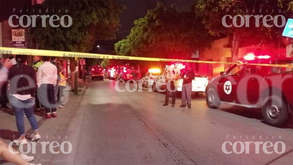 Incendio consume bodega de calzado en la colonia San Juan de Dios de León