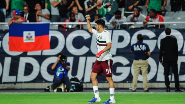 A Raúl Jiménez le emociona regresar a jugar con la Selección