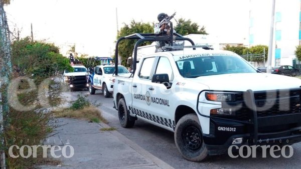 Lesionan a mujer a balazos a metros de Mercado El Dorado en Celaya