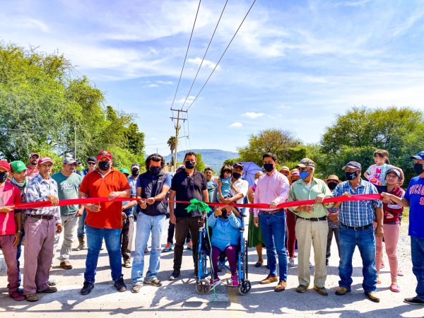 En Manuel Doblado cierran administración inaugurando obras