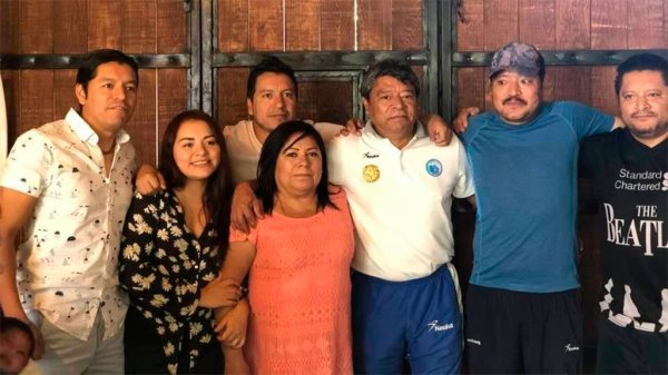 Cobija UG a familia del líder de la Astaug; emplea a 15 de sus parientes