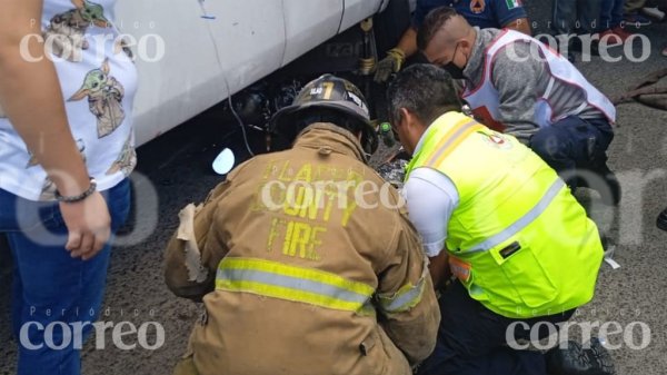 Camión de Unebus arrolla a joven de 25 años frente a Central de Silao