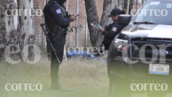 Ejecutan a hombre atrás de preparatoria en Valle de Santiago