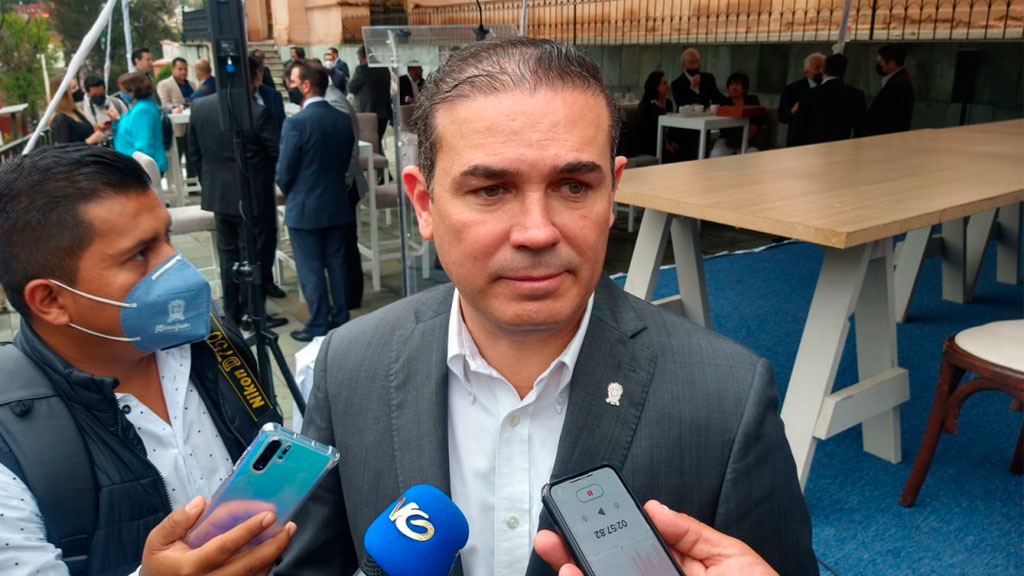 Tras varias quejas Alejandro Navarro justifica aumento en el predial