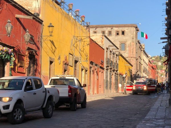 Fuga de gas provoca alarma en centro de San Miguel de Allende