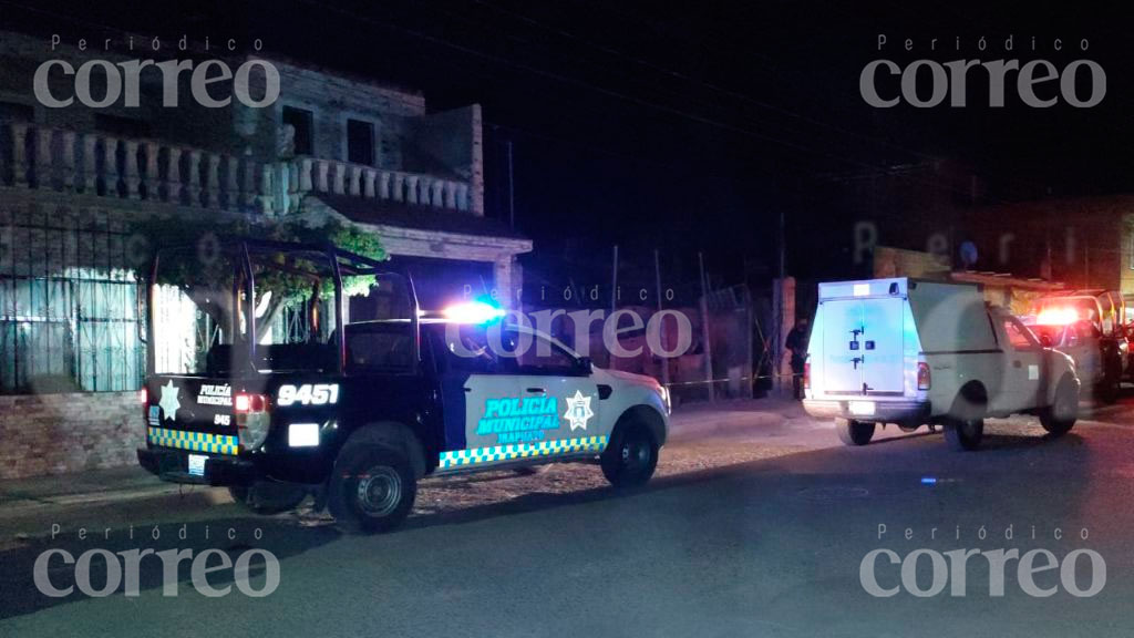 Ingresan a casa de Irapuato y asesinan a joven frente a su familia