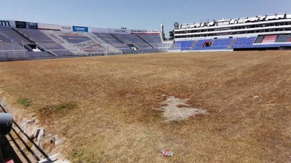 En el olvido: Dejan en completo abandono al estadio Sergio León Chávez en Irapuato