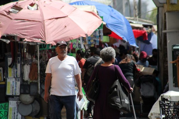 Fiscalización promete regularizar a los comerciantes del Mercado Hidalgo en Celaya