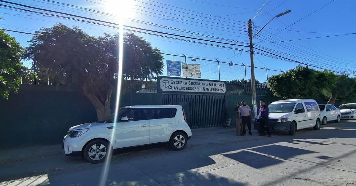 Irapuato: retiran a maestro de Secundaria 1 señalado de pedir fotos íntimas a alumnas