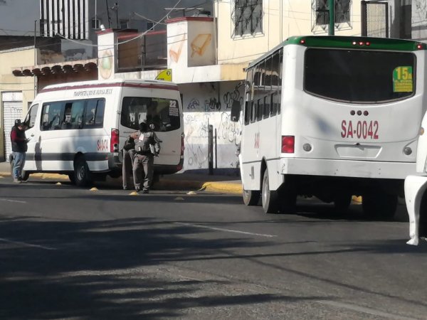 Multan a concesionarios por incumplir con la verificación vehicular en Salamanca