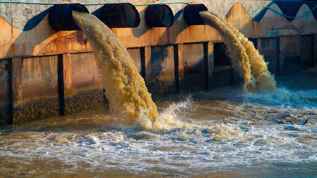 Aprueban reducir tope de contaminación en aguas residuales de la industria en León