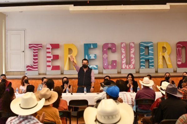 Firman convenio para operar oficinas de Sader en Jerécuaro