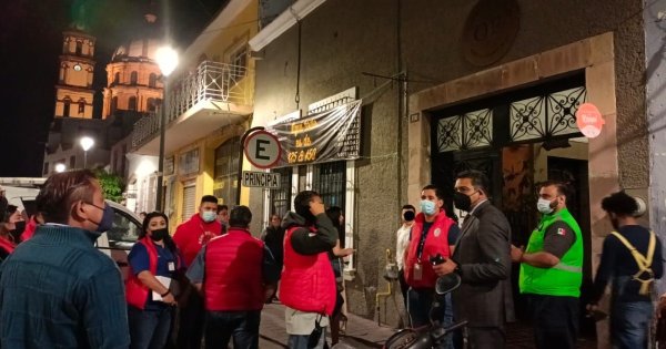 Realizan operativo en bares de Celaya tras masacre en el Código Postal 19