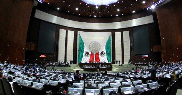 Prisión oficiosa para extorsión en Guanajuato pasa a Cámara de Diputados