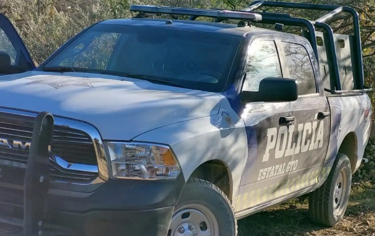 Abandonan cuerpo debajo de un puente a La Cruz, en Celaya