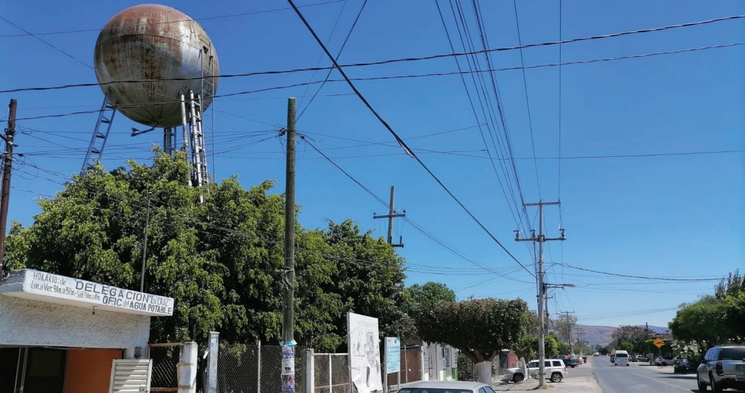 Falla de luz deja sin agua a familias en la comunidad de La Cruz de Celaya