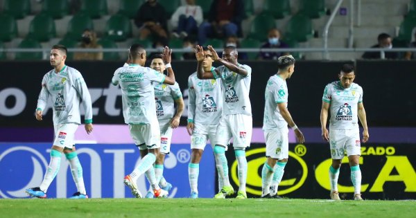 León supera el fracaso en Concachampions y derrota de visita a Mazatlán