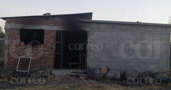 Asesinan a dos jóvenes en Abasolo e incendian la casa donde dejaron un cuerpo