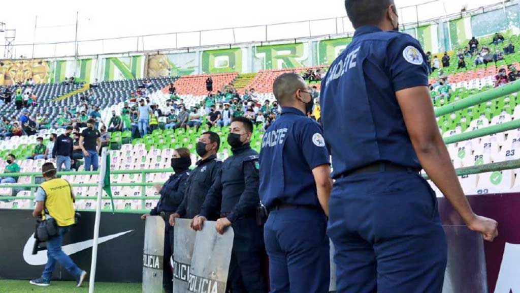 Blindan estadio León por partido contra Querétaro con 600 policías y Guardia Nacional