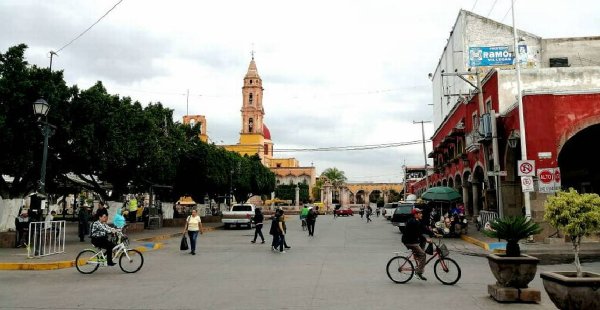 Regreso de las Fiestas de la Fundación en Santa Cruz divide opiniones en Juventino Rosas