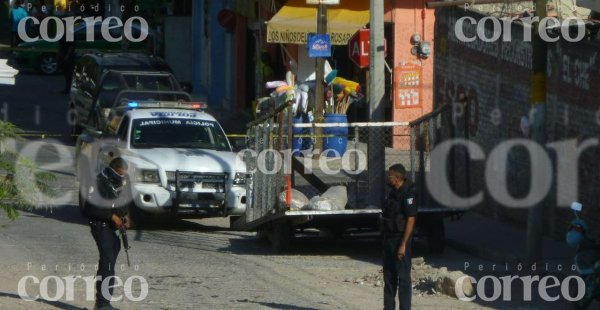 A balazos, ejecutan a joven en local de Santa Rita en León