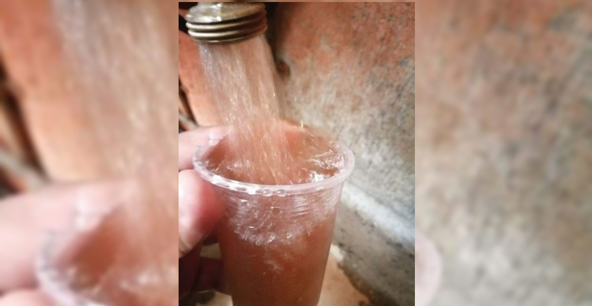 Salamanca: Sufren por falta de agua potable en  Rinconada del Parque; el agua les sale café