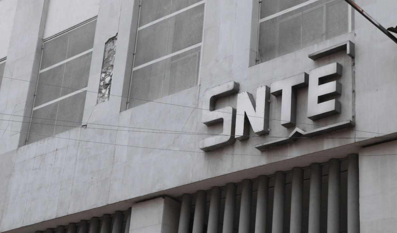 Ricardo Aguilar Gordillo acusa de manipular la renovación del SNTE