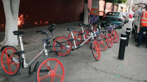 Mobike se queda en León: usuarios urgen mantenimiento y atención a sus estaciones