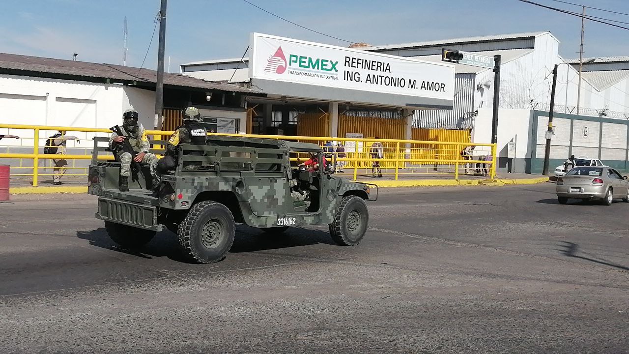 Ejército mantiene vigilancia contra ‘huachicol’ en ductos de RIAMA en Salamanca