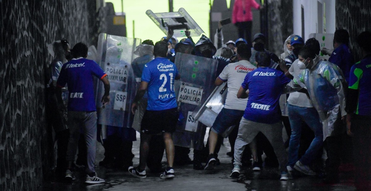 Jornada tras jornada de la Liga MX, la violencia en los estadios continúa