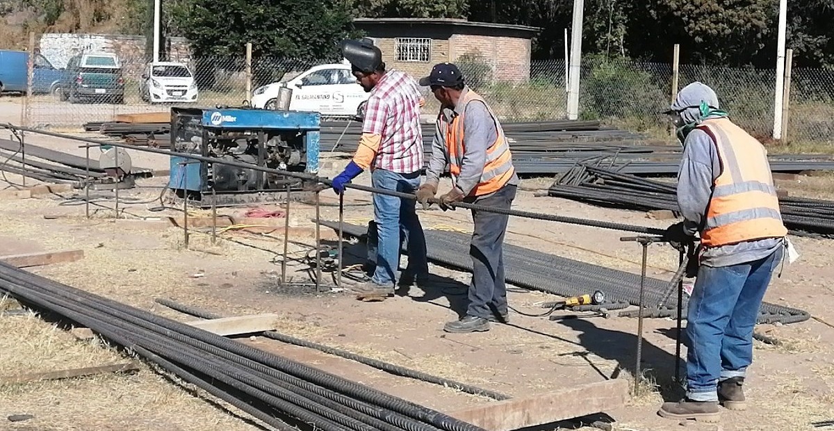 Empresas constructoras de Salamanca buscan certificarse para trabajar con la CFE