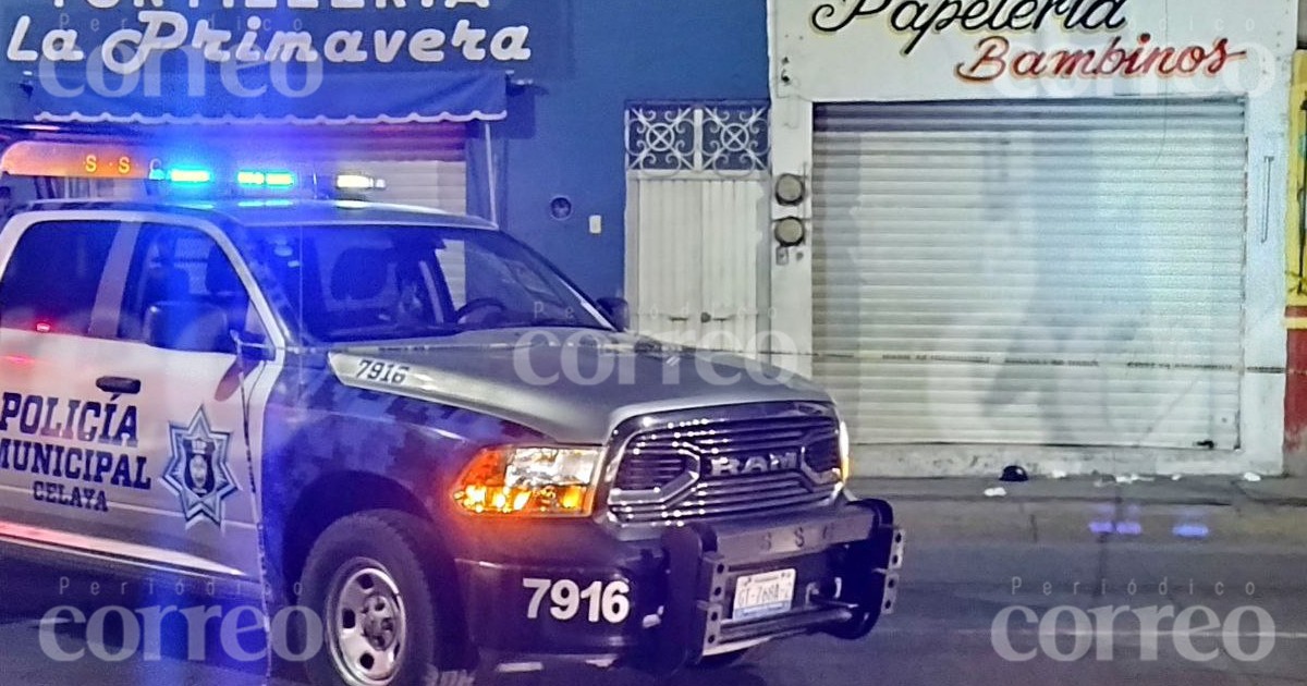 Balean a limpiaparabrisas en la colonia los Pinos de Celaya