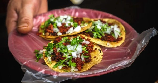 ¿Tienes un antojo? Advierten por enfermedades del estómago en temporada de calor