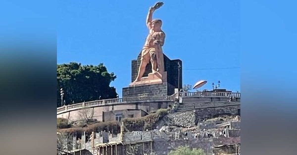 Construcción que obstruye el Mirador del Pípila sí tiene permiso del INAH