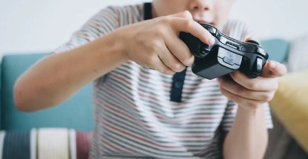 “Pierden su infancia”, lamentan padres ante posible adicción de sus hijos a los videojuegos