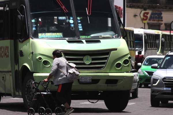 Analizan colocar botones de pánico para prevenir robos en el transporte público de Celaya