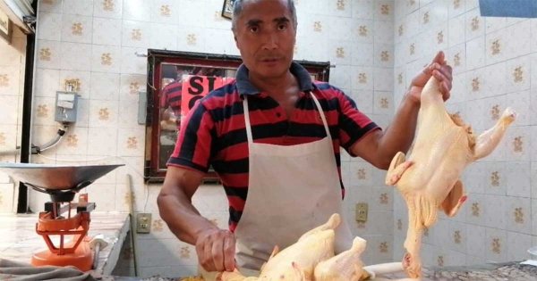 Ni el pollo se salva: en Salamanca aumenta hasta los 125 pesos el kilo