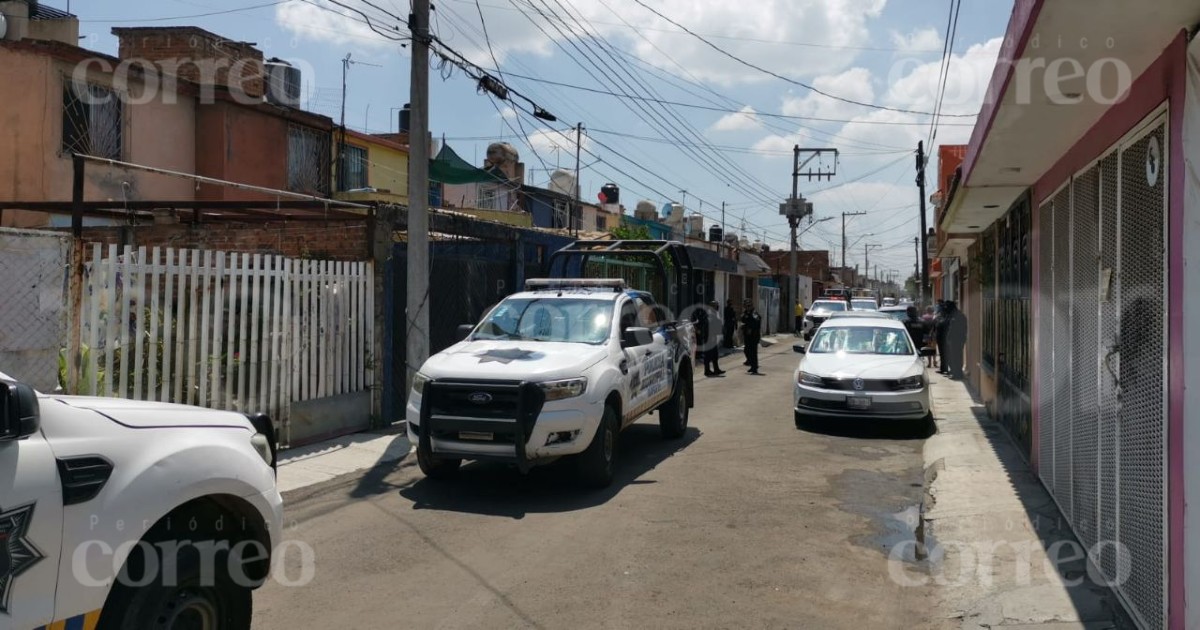 Asaltan a cuentahabientes mientras esperaban en la fila del banco en Irapuato