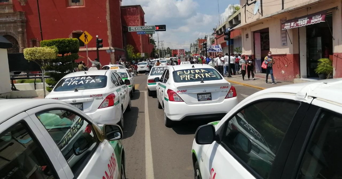 Taxistas de Guanajuato esperan que Gobierno cumpla acciones contra taxis piratas