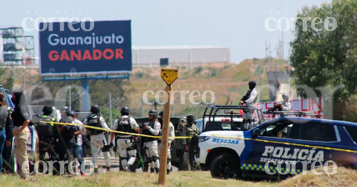 Hallan cuerpo decapitado sobre la Silao-Irapuato, cerca de El Espejo