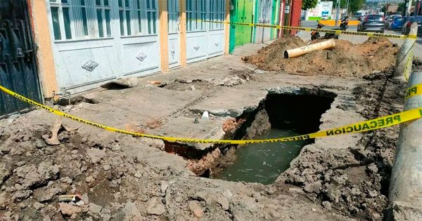 Fuga de agua deja sin agua a casi la mitad de Salvatierra