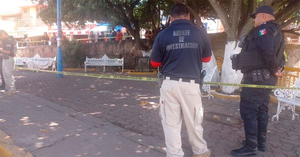 Mujer mayor muere en la vía pública en Santa Ana Pacueco en Pénjamo