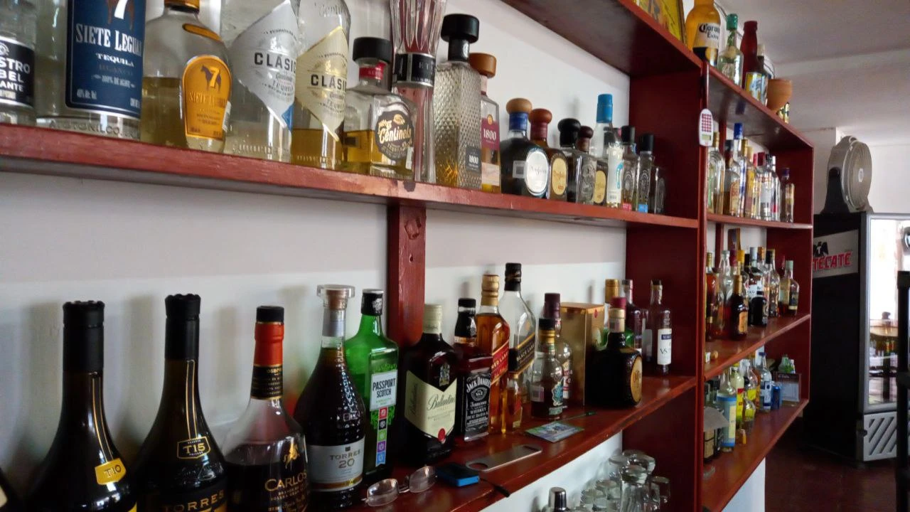 Restauranteros piden eliminar restricción de horario de bebidas alcohólicas en Irapuato