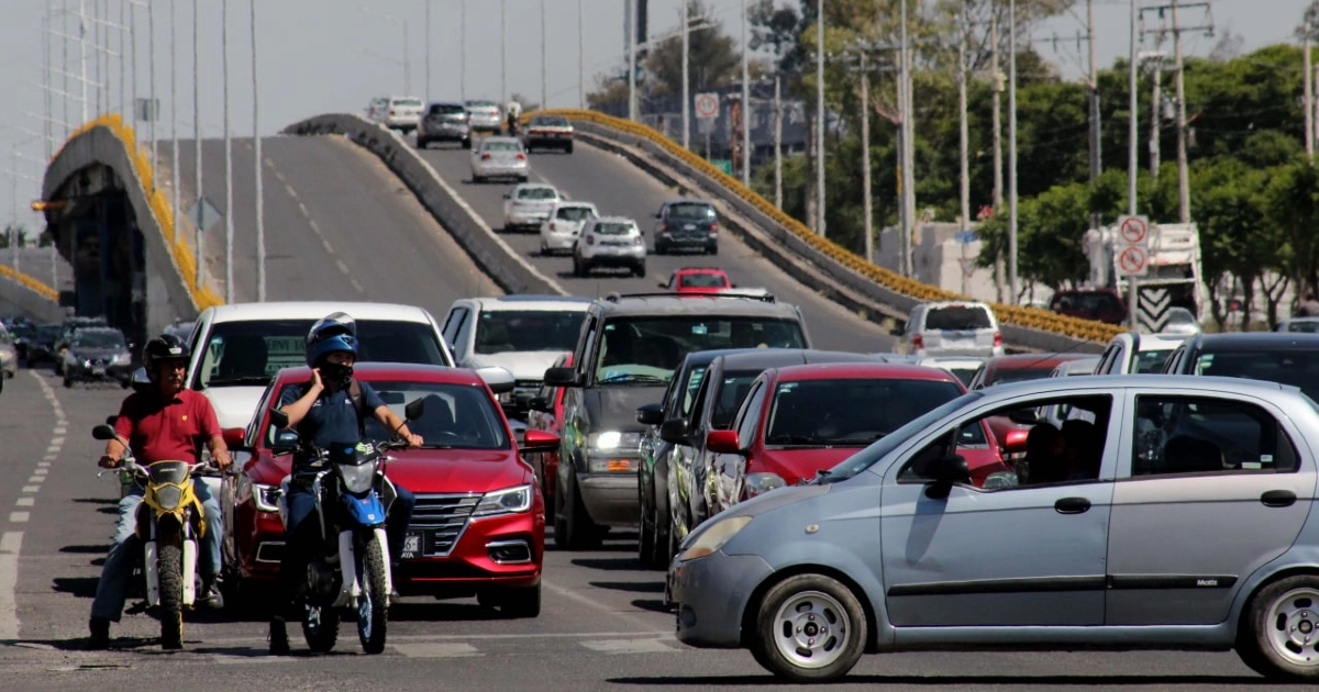 Evaluarán estado del puente de la avenida Irrigación en Celaya para darle mantenimiento