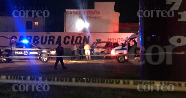 Explosión de un  tanque de gas en en una camioneta en León deja un lesionado