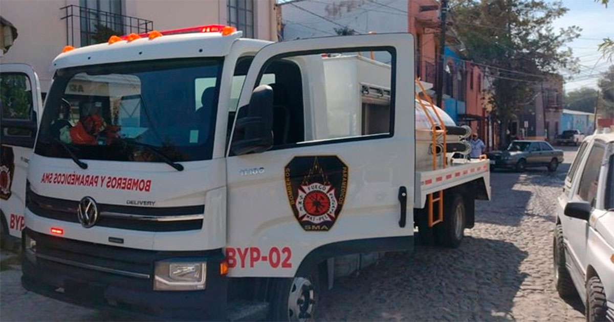 Explota tanque estacionario en residencial de San Miguel de Allende