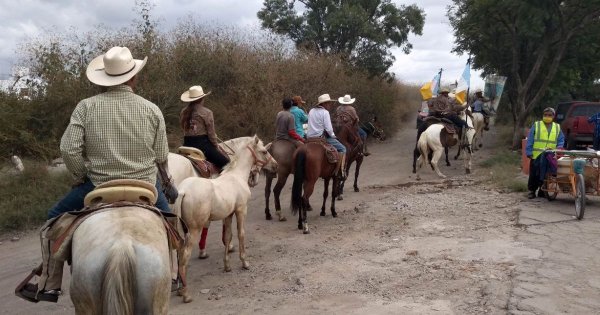 Detectan en Irapuato carrera clandestina de caballos...Pero no sancionaron a los organizadores 